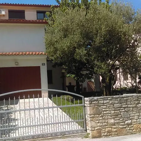 Apartman Snjezana Fažana Exterior foto