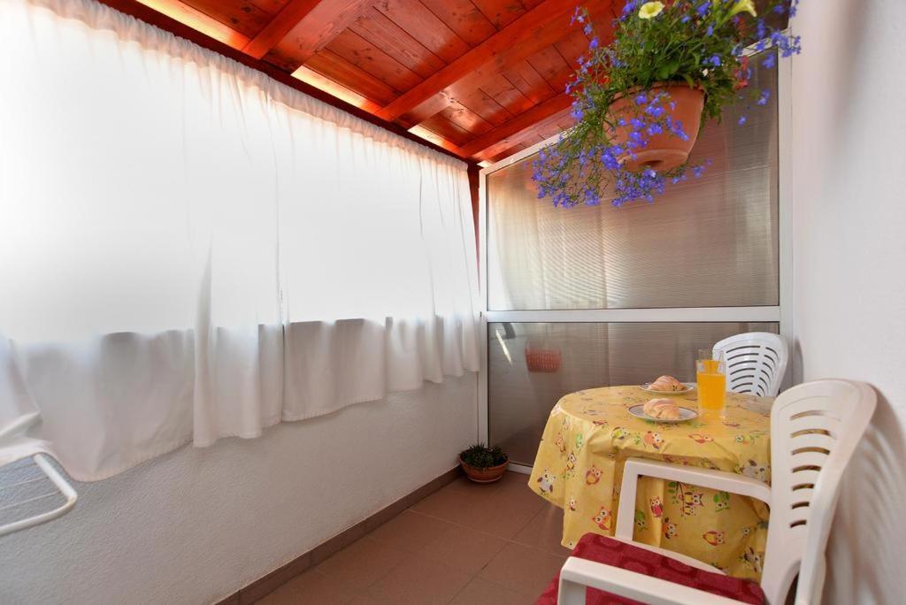 Apartment Snjezana *